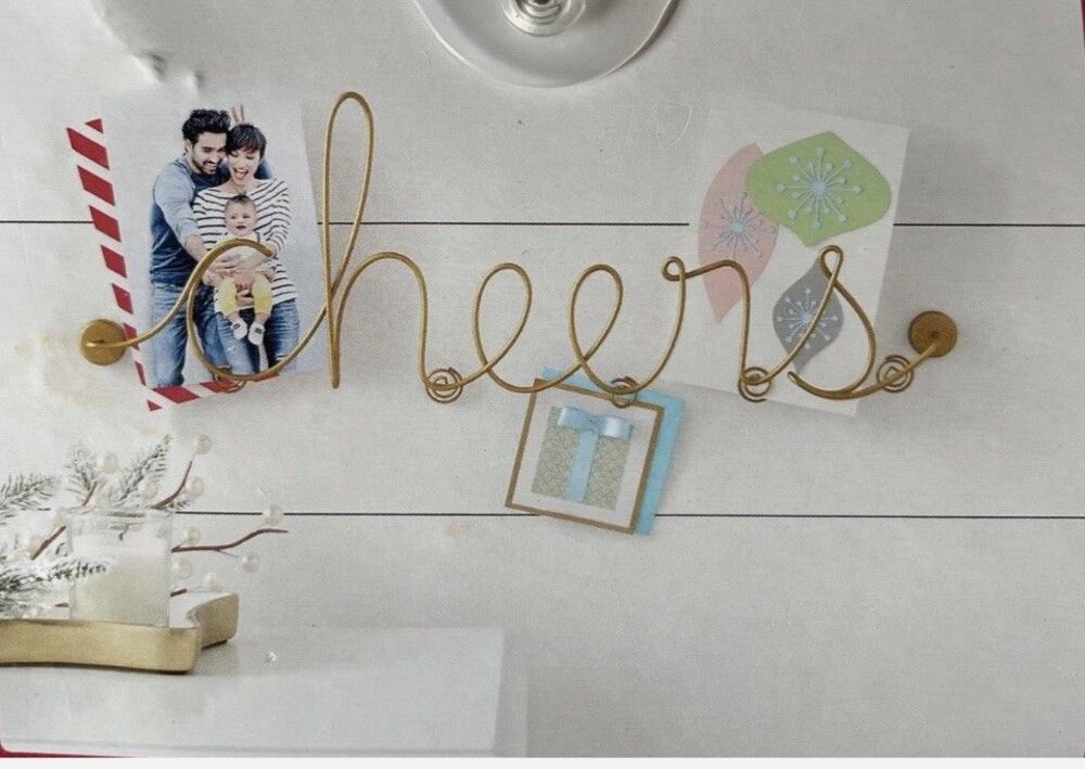 Wondershop Christmas Holiday "Cheers" Wall-Mount Photo Card Holder